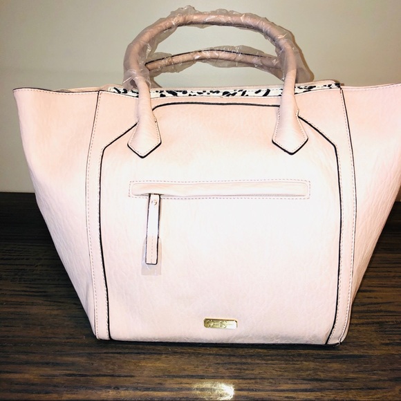 Jessica Simpson Tatiana shoulder bag - Picture 3 of 7